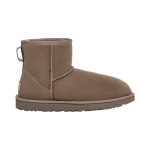 UGG Classic Mini II Boot in Smoke Plume Size 6 Women’s